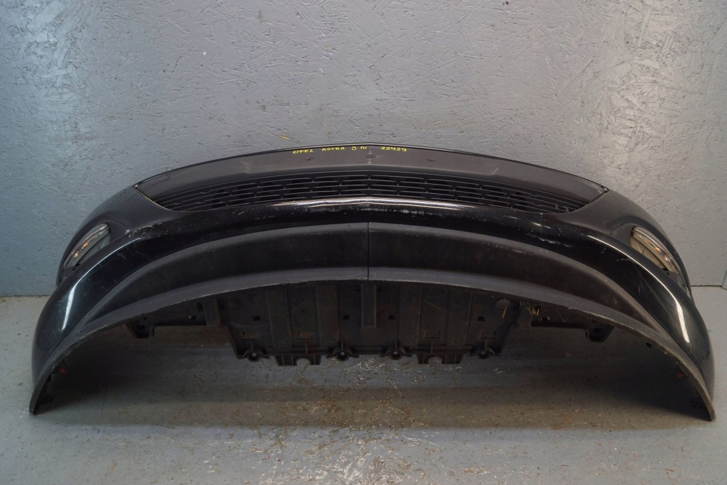 Opel astra j iv рестайлинг  бампер перед z2429 Оригинал