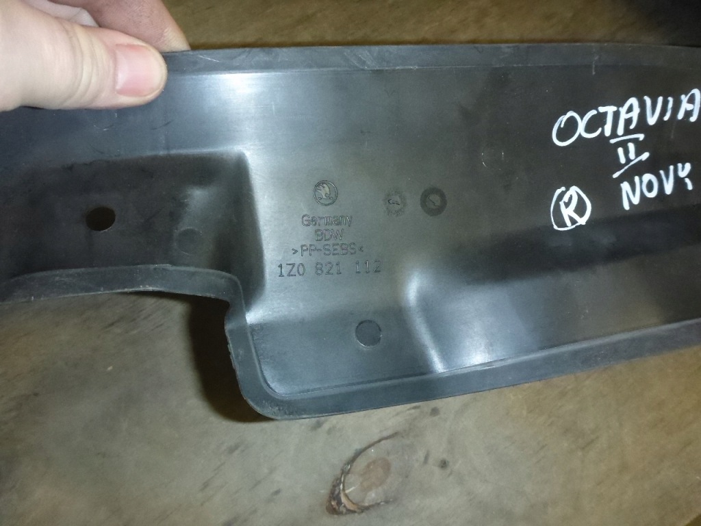 фото №5, Шумоизоляция крыла правое octavia ii nowa оригинал