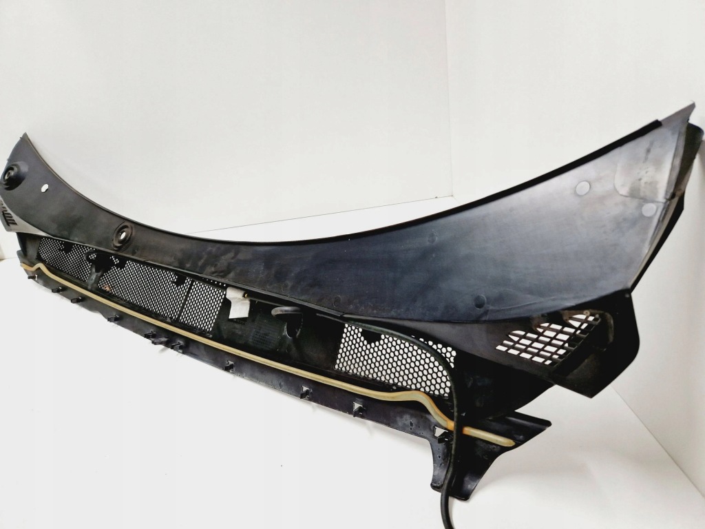 Купити Peugeot 308 2014 жабо передні