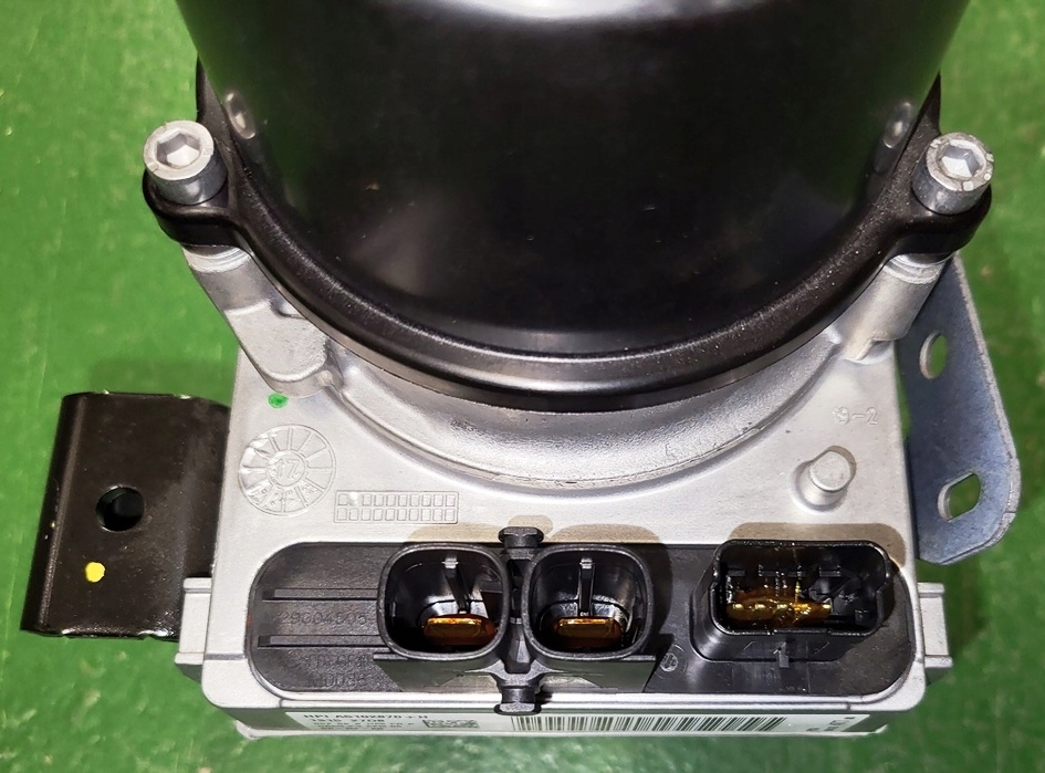 Насос усилителя электрическая citroen c4,ds4 9813547780 Оригинал