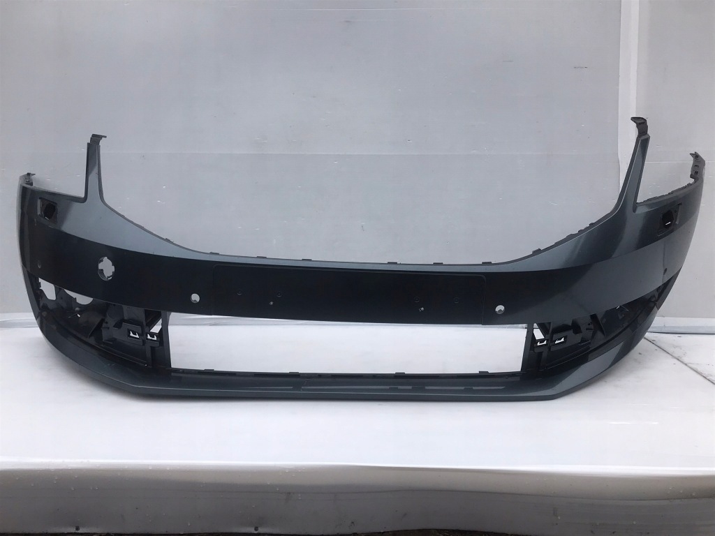 Купити Skoda оригінальний номер 5e0807221n бампер передній