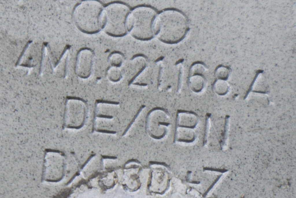 фото №6, Audi q7 4m sq7 передній правий крила кронштейн тримач 4m0821168a 2017