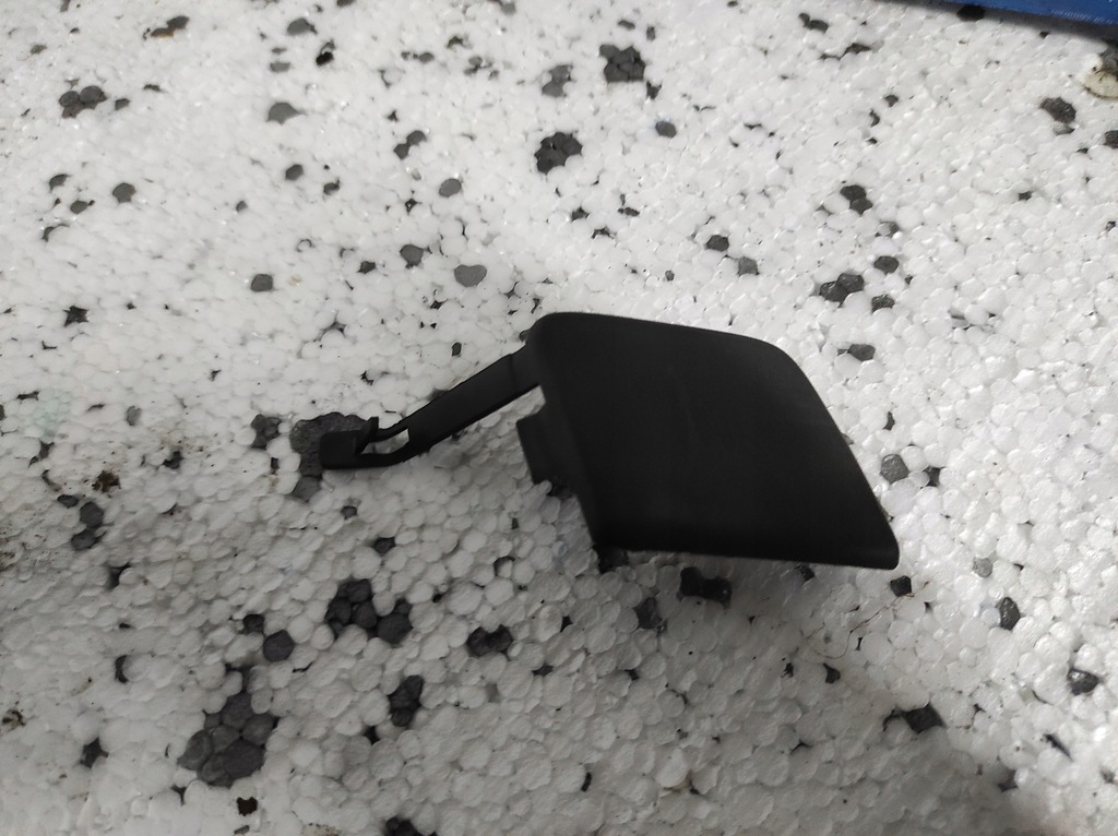 фото №1, Заглушка фаркоп бампера перед renault fluence lift