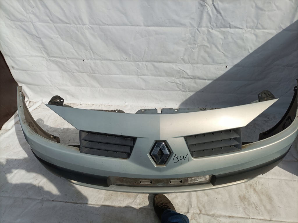 Бампер перед renault megane ii 8200142000 Доставка