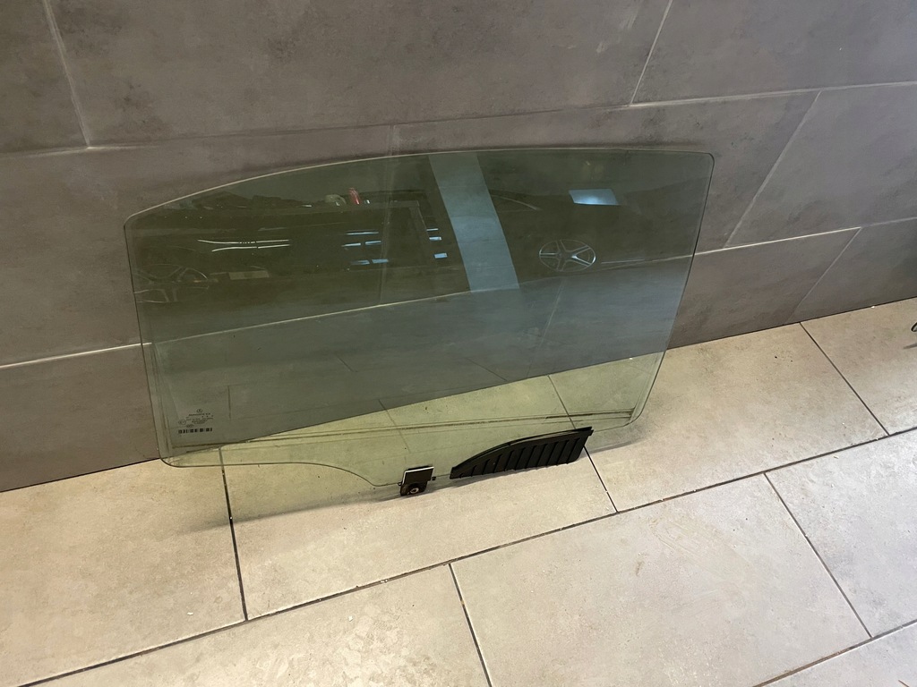 фото №1, Стекло правый задняя sungate mercedes w221 long