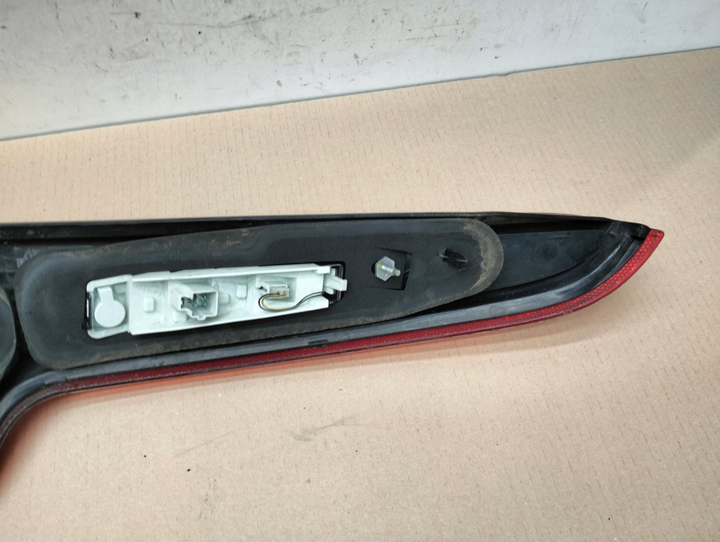 фото №12, Лампа ліва задня w крила volvo v50 lift lata 2007-2012