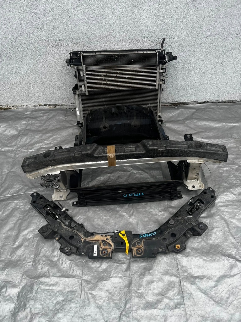 фото №1, Alfa romeo stelvio pas передній радіатор комплект 2.2 2018-