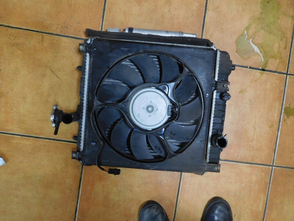 фото №8, Suzuki оригінальний номер 17700-83e00 радіатор