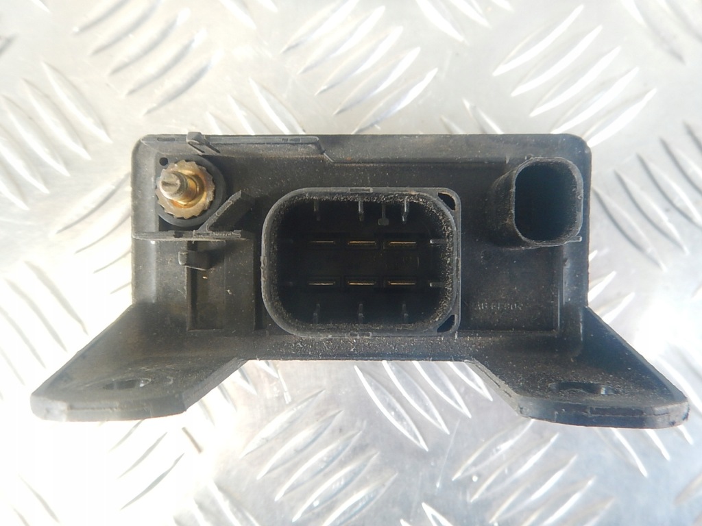 Mercedes реле свеча накаливания a0005453516 0005453516 оригинал Цена