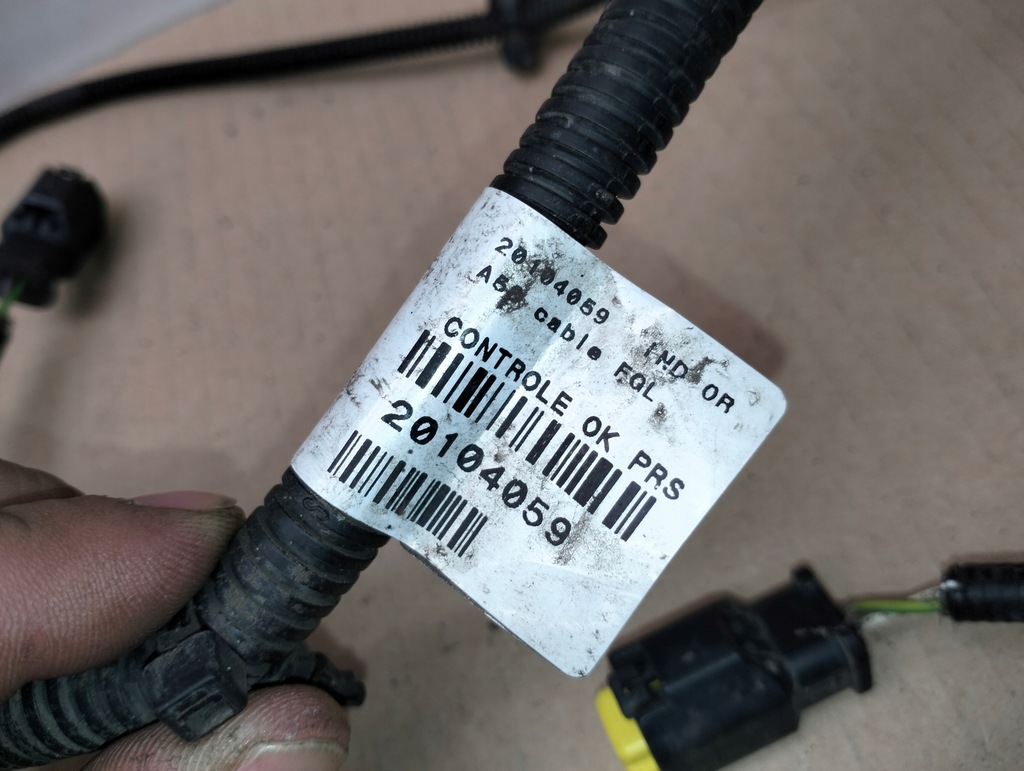 фото №5, Жгут бампера перед противотуманных фар 20104059 citroen c3 picasso 2008-2012