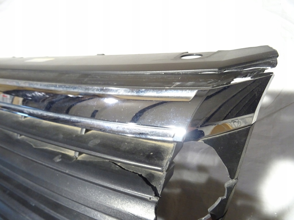 фото №10, Решётка радиатора решётка радиатора решётка радиатора эмблема бампер перед vw crafter ii 2 7c0 7c0853653j