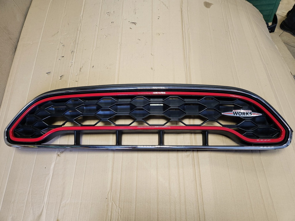 фото №1, Решётка радиатора решётка радиатора mini cooper countryman f60 jcw oryg. 7405405