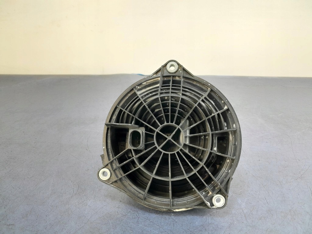 фото №3, Vw passat cc ручка крышки задний 6r0827469