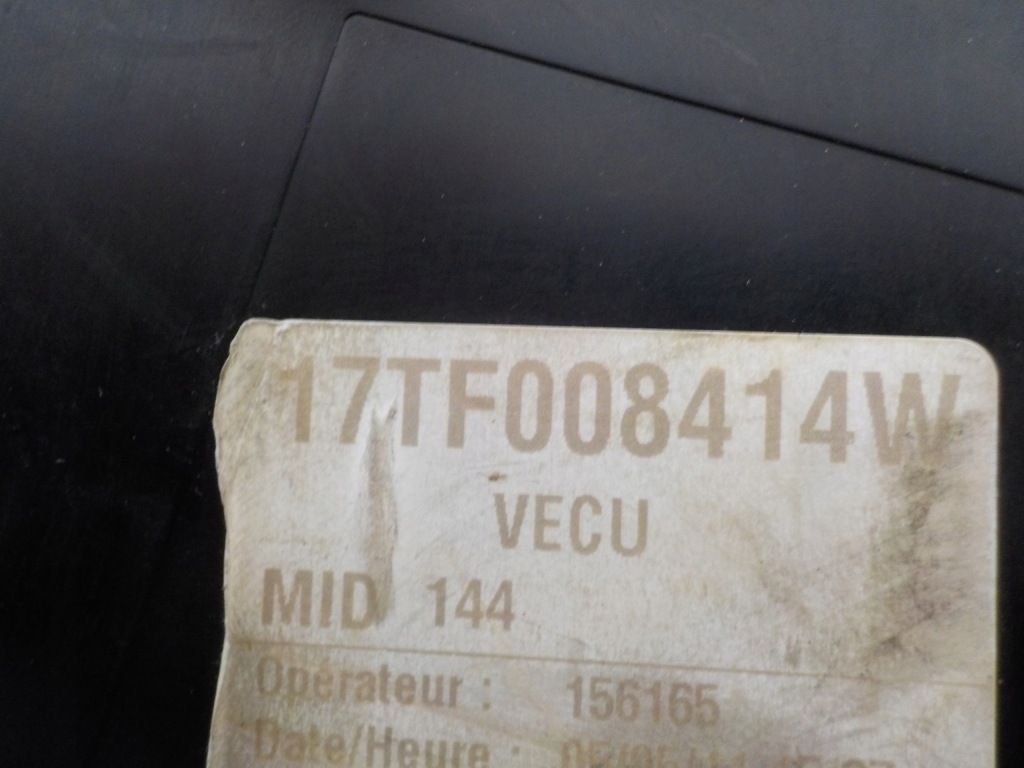 Блок керування vecu renault magnum 7421313712-p05 Ціна