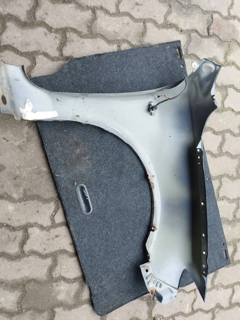 Mazda 3 1 2008 перед сторона левая крылья Недорого