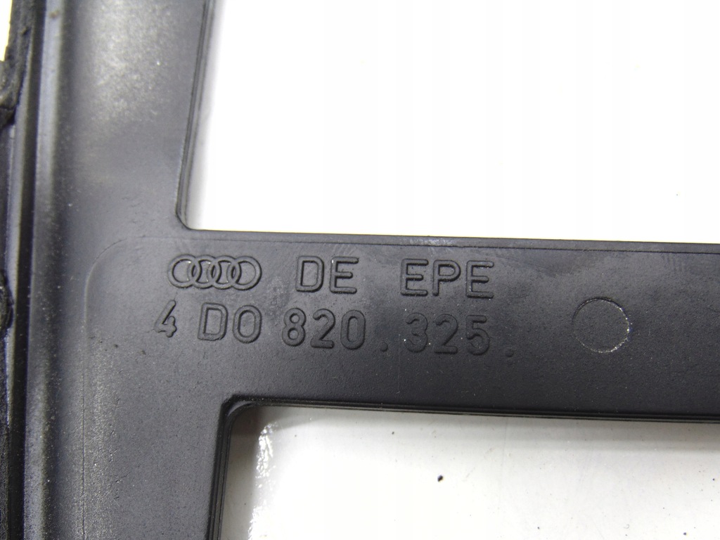 фото №8, Рамка консолі радіо drewno audi a8 d2 4d0820325