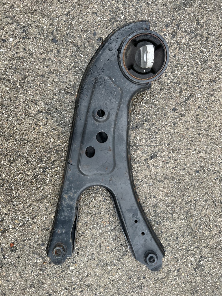 фото №1, Lexus rx450h iii рычаг передний