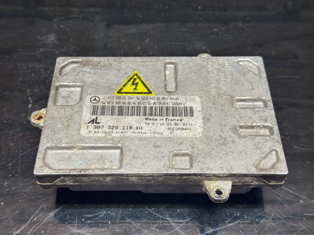 фото №1, Mercedes w221 преобразователь ксенон a2168203126