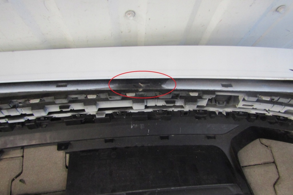 Бампер задний задняя  vw touareg 3 3 760 18- Доставка