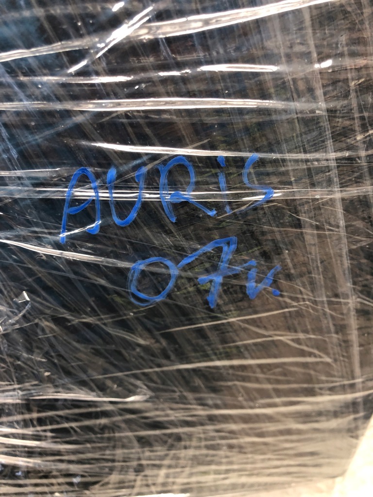 фото №10, Подлокотник бардачок toyota auris i 58911-02200