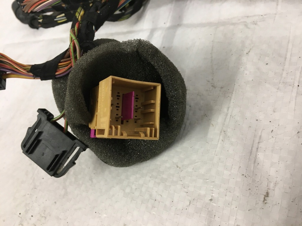 фото №14, Електропроводка двері джгут двері перед задня vw polo 9n fl lift 2002-2009