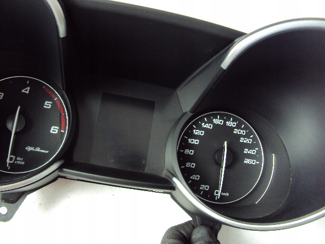 фото №3, Лічильник прилади alfa romeo giulia дизель 2016-