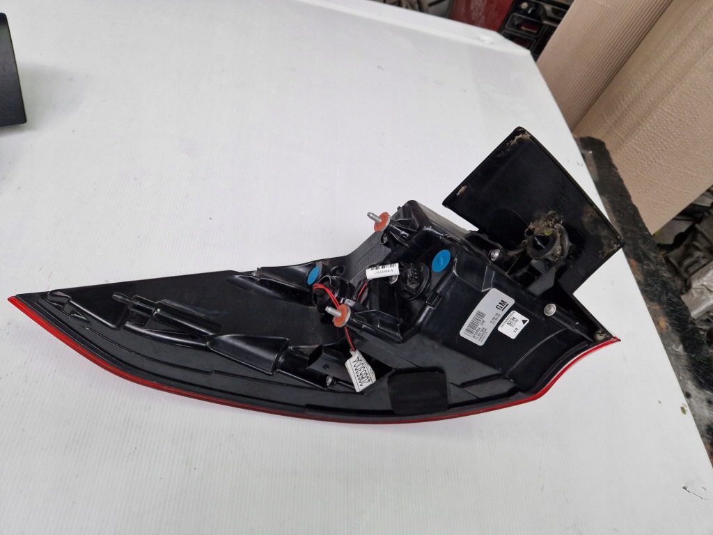 Купити Insignia b hb 17-19 - лампа задній задня америка