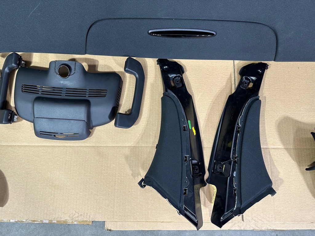 фото №9, Потолок, потолок, czarna mercedes s w222 короткий панорама