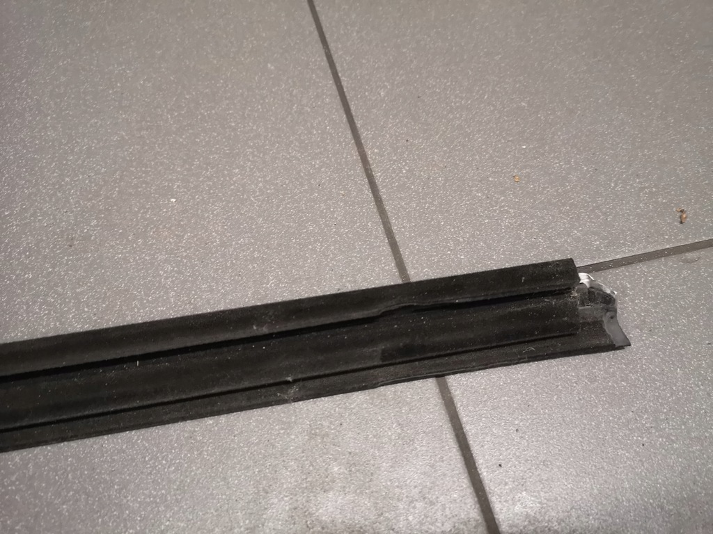 фото №9, Молдинг хром лівий задня audi a4 b6 cabrio