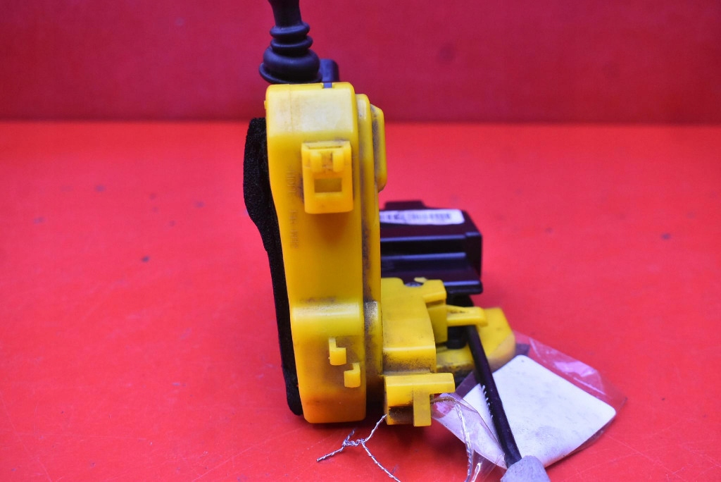 фото №5, Замок дверь правый перед передний eu 81320-a2110 kia ceed 2 ii 5d hb 12-15