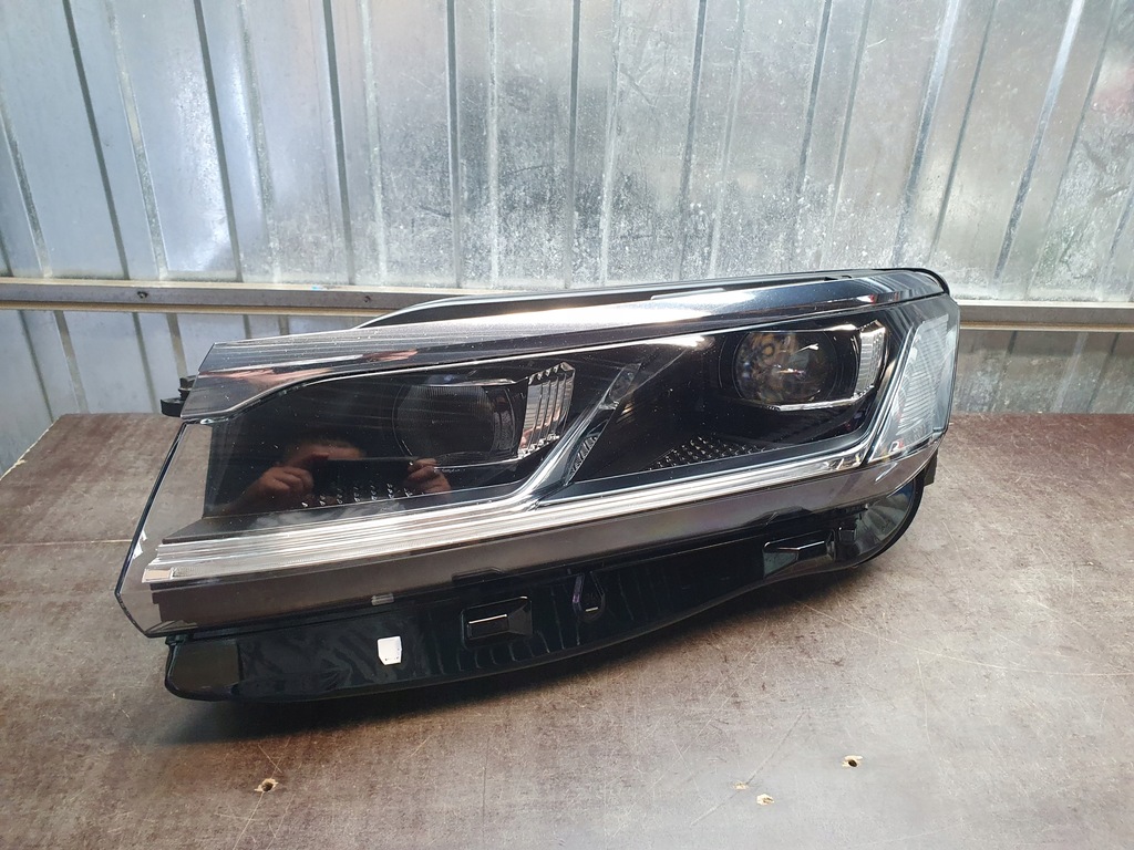 фото №1, Лампа перед ліва full led vw touareg iii 761