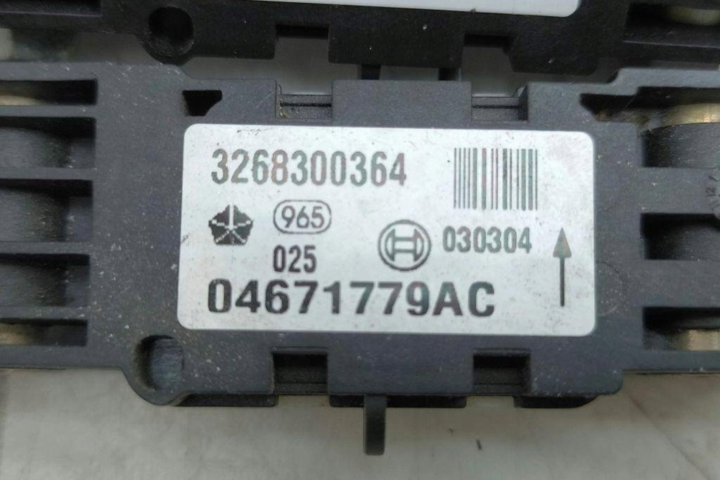 фото №9, Передний левый датчик удара chrysler voyager iv rg, rs 04671779ac 2.8l