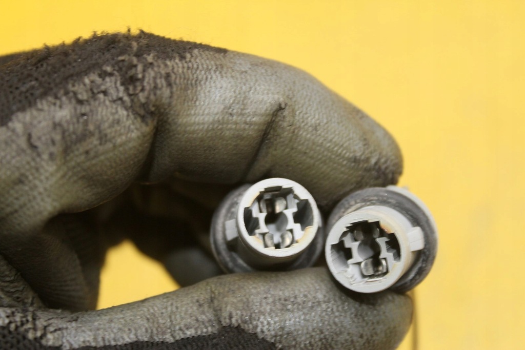 фото №9, Вкладыш лампы левый задняя roomster 5j7945257