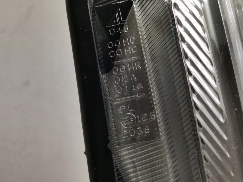 Лампа magneti левый перед do citroen c3 pluriel 2003-... 6204zl / lph502 с Разборки