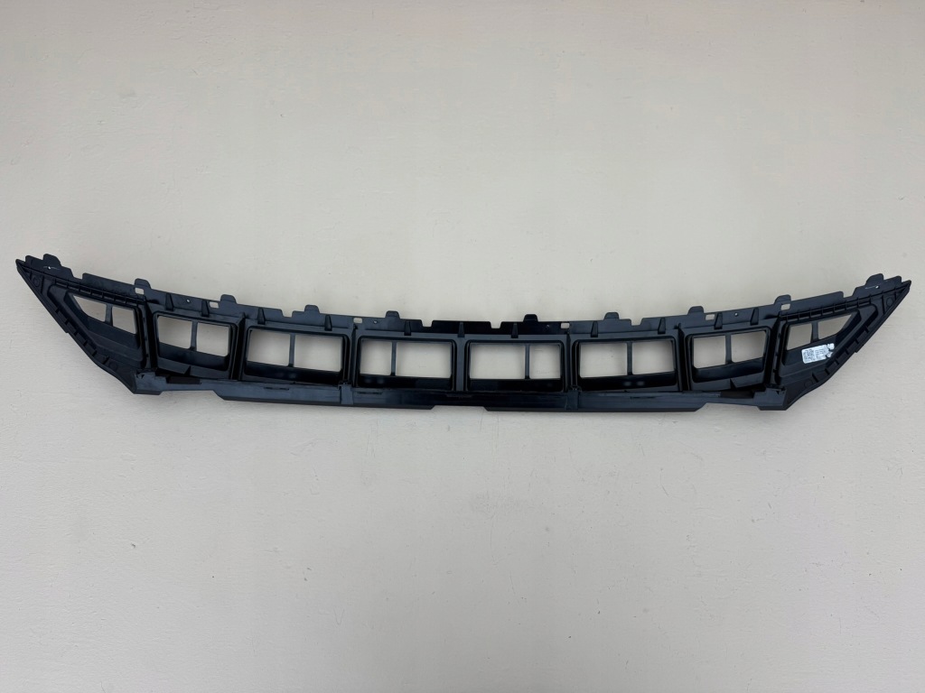 Hyundai i30 3 3 17r- решётка бампера передняя перед 86532-g4500 в Украине