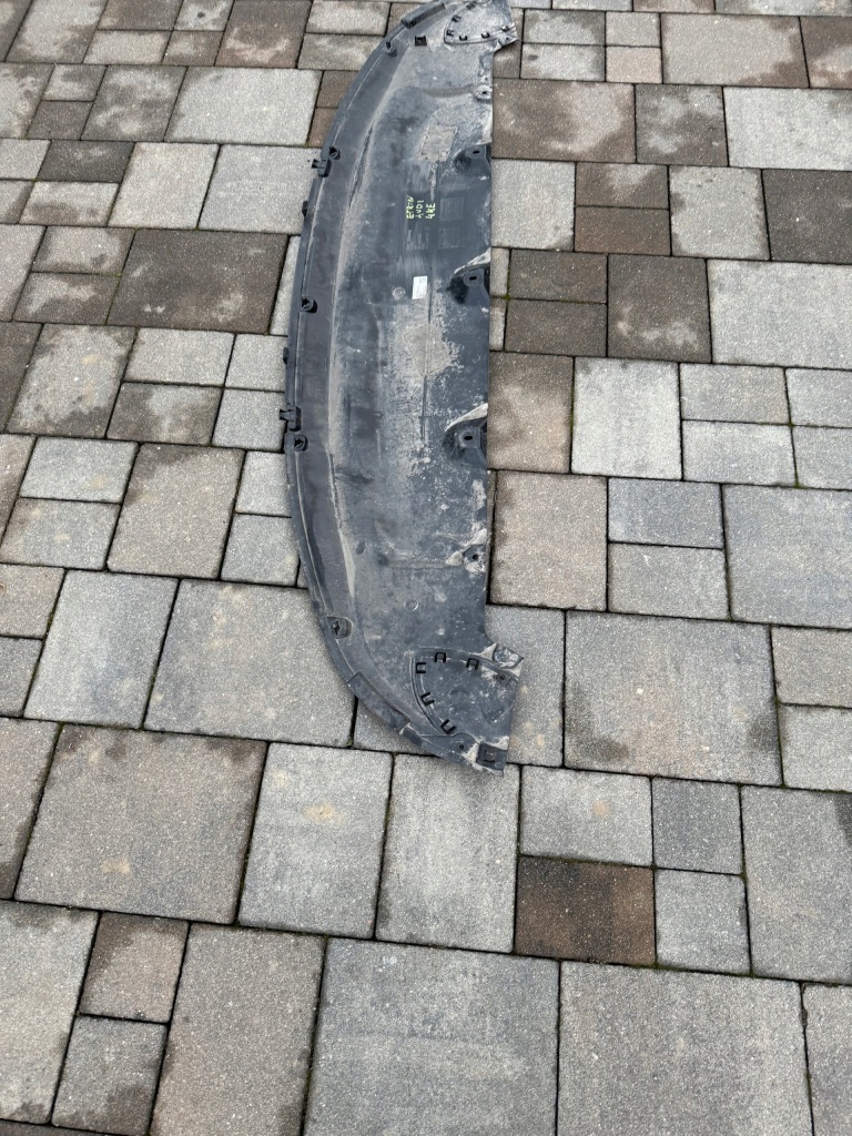 фото №10, Audi e-tron 4ke захист бампера перед