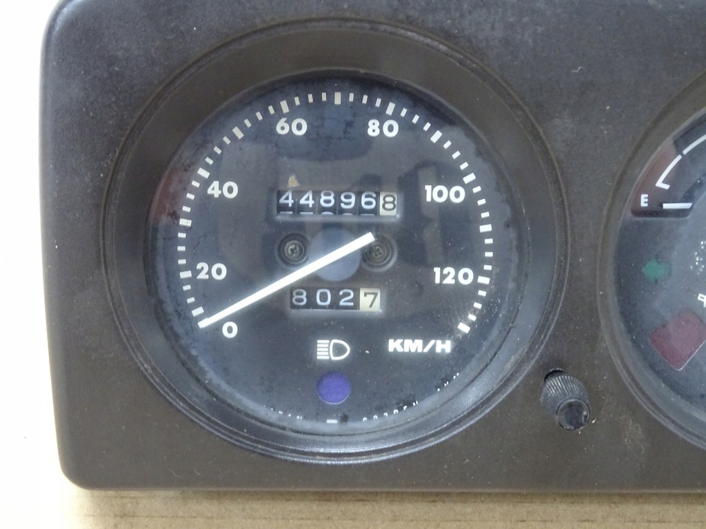 фото №6, Suzuki samurai счетчик приборы км/ч 1,0 410 eu