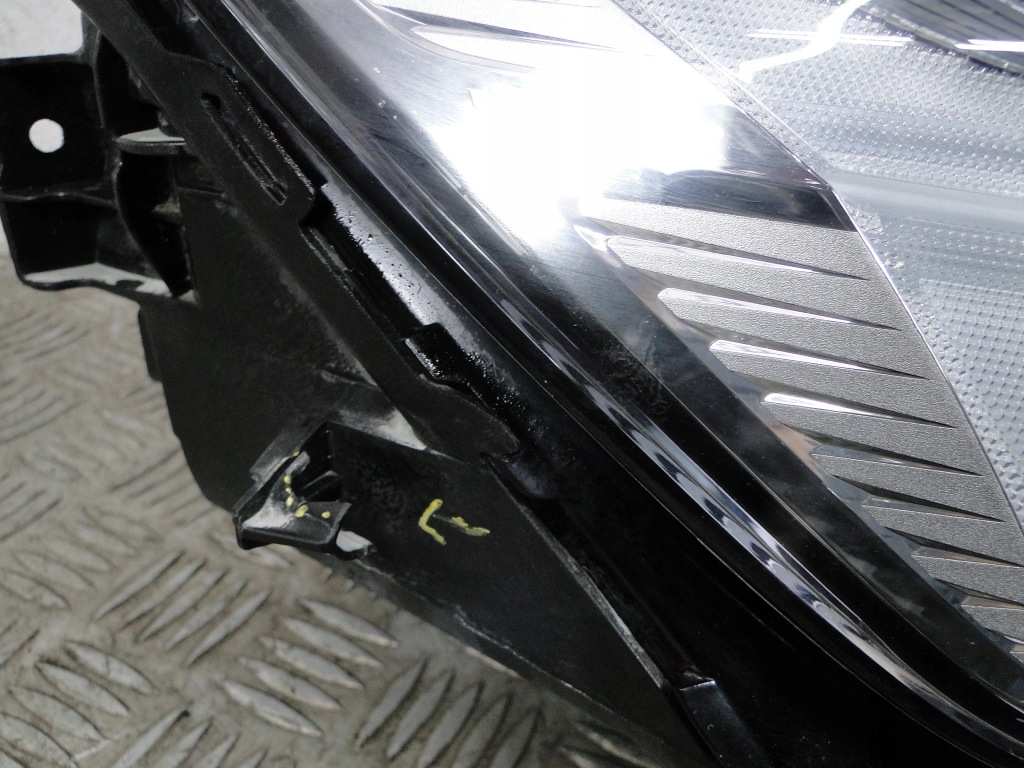 Фара правий перед volvo xc60 2 led 32337375 Недорого