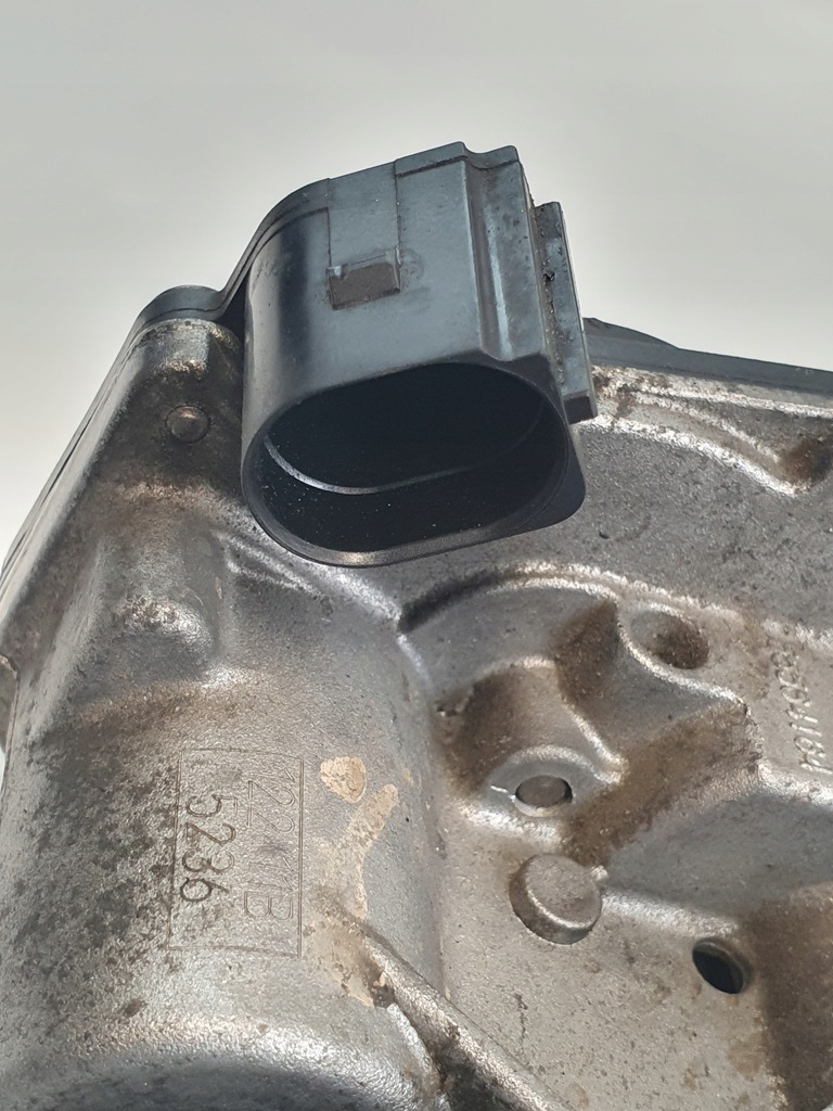 фото №7, Дроссельная заслонка 55564164 opel insignia 2.0cdti 11r.