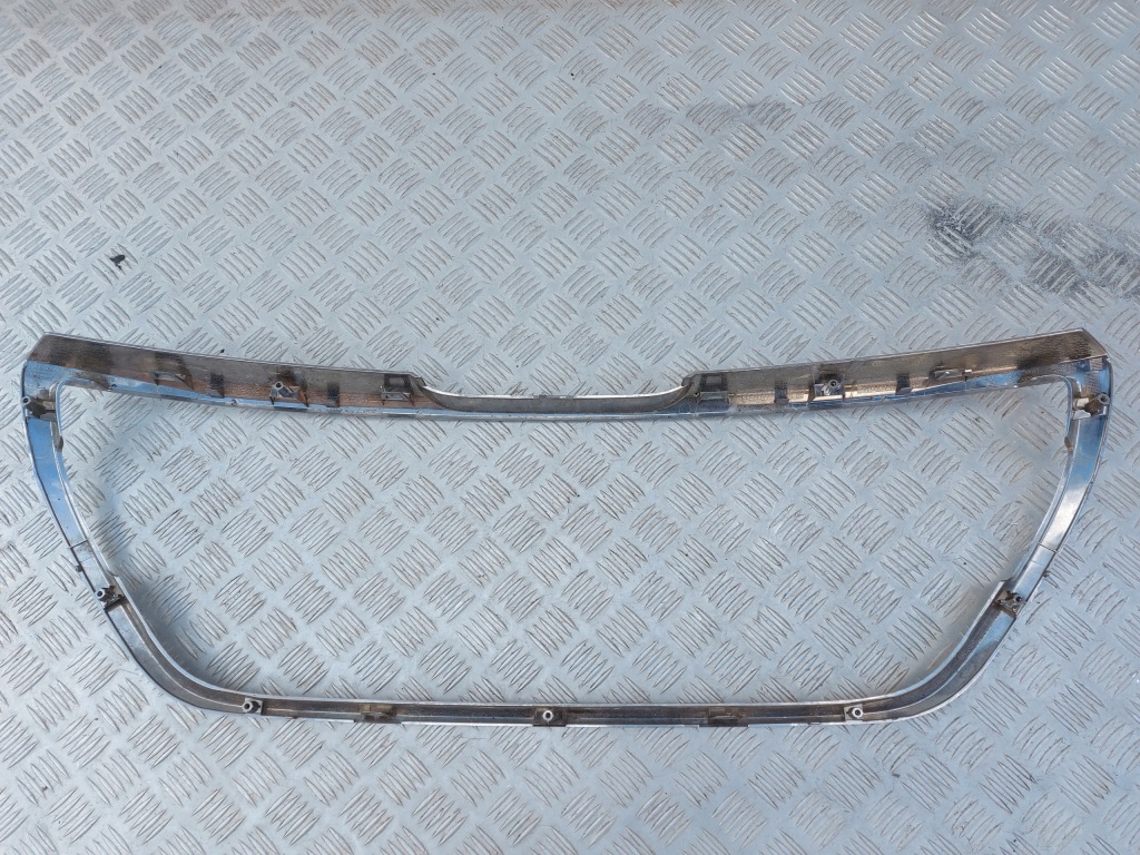 Решётка радиатора решётка радиатора радиатора хром рамка peugeot 208 lifting 2015- оригинал  9810530077 с Разборки