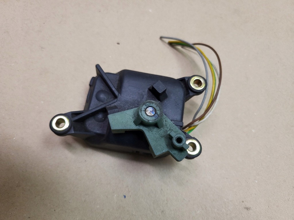 фото №7, Моторчик обігрівача кондиціонер обдув audi a6 c5 4b 0132801129 4b1820511c оригінальний номер