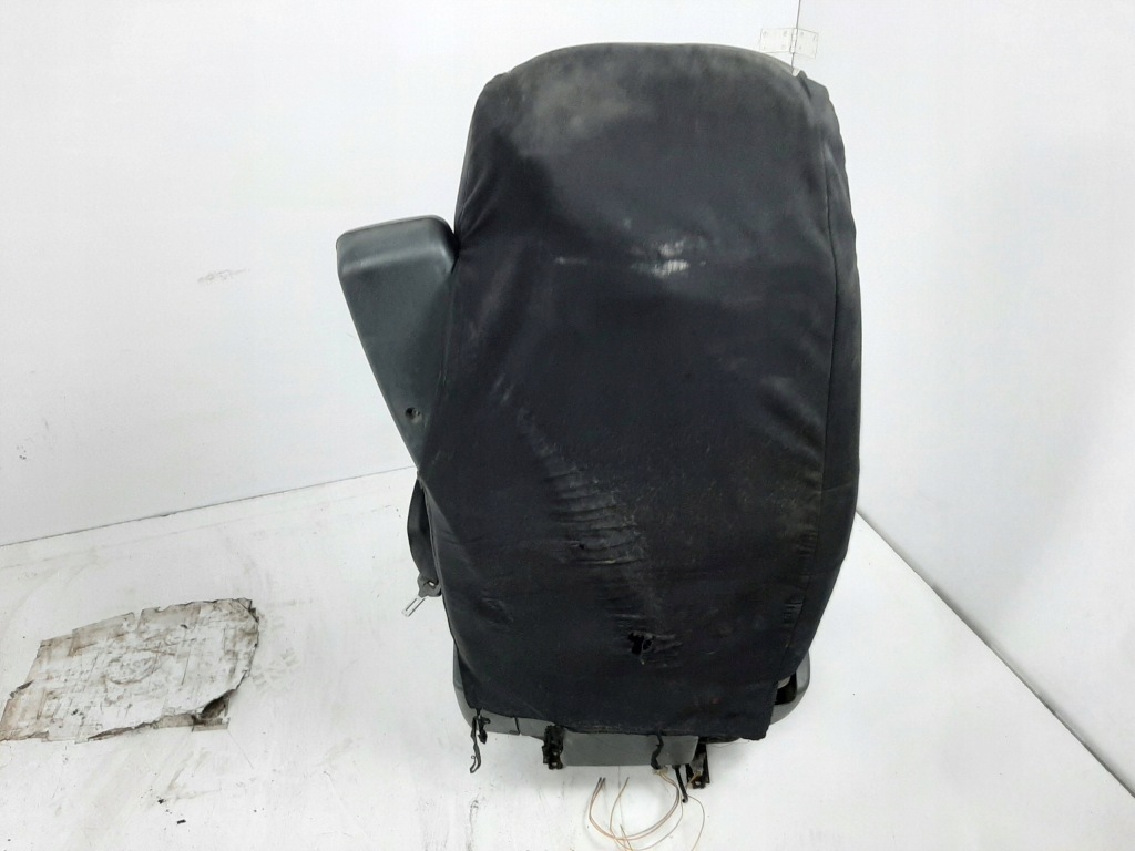 Renault premium euro4 10800cm3 07r сиденье пневматический левый водителя с Разборки