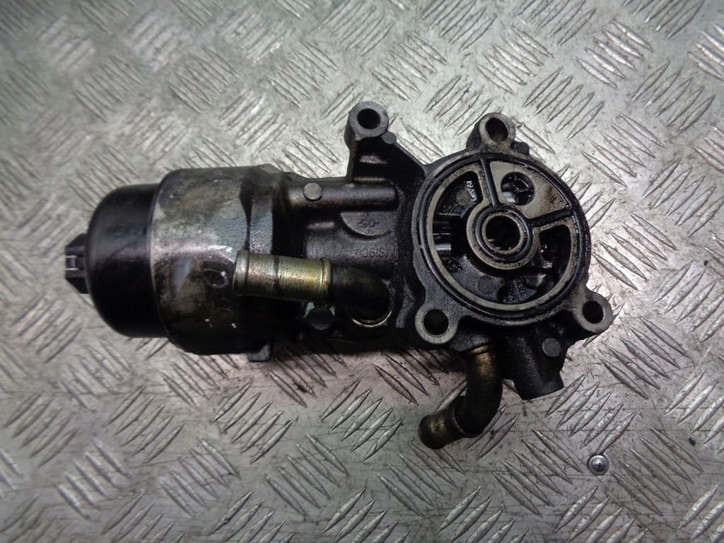 фото №1, Основание фильтра масла peugeot 407 sw