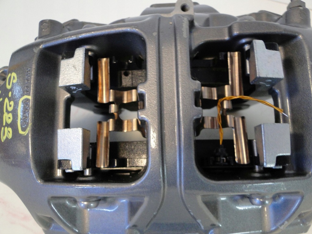 фото №7, Mercedes супорт гальмівний передній правий a2234215600 s klasa 223 w223