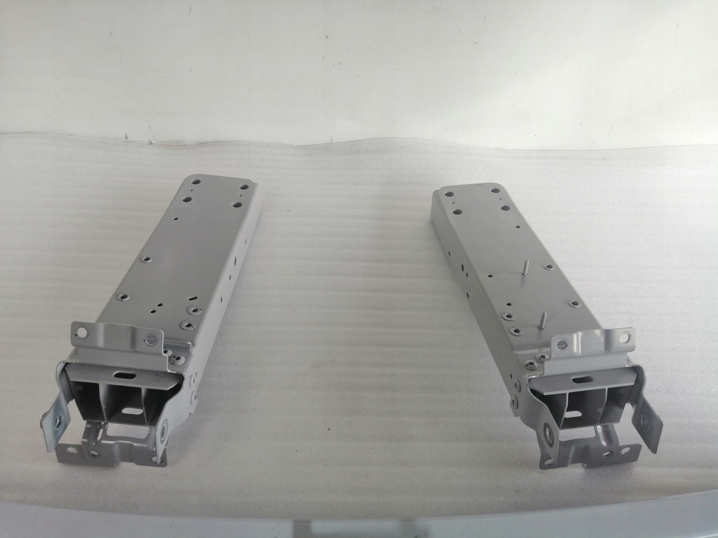 фото №8, Volvo ex30 балка бампера перед