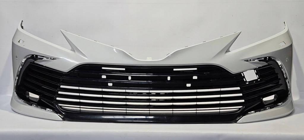 фото №1, Бампер передний toyota camry viii lift 21- pdc spr