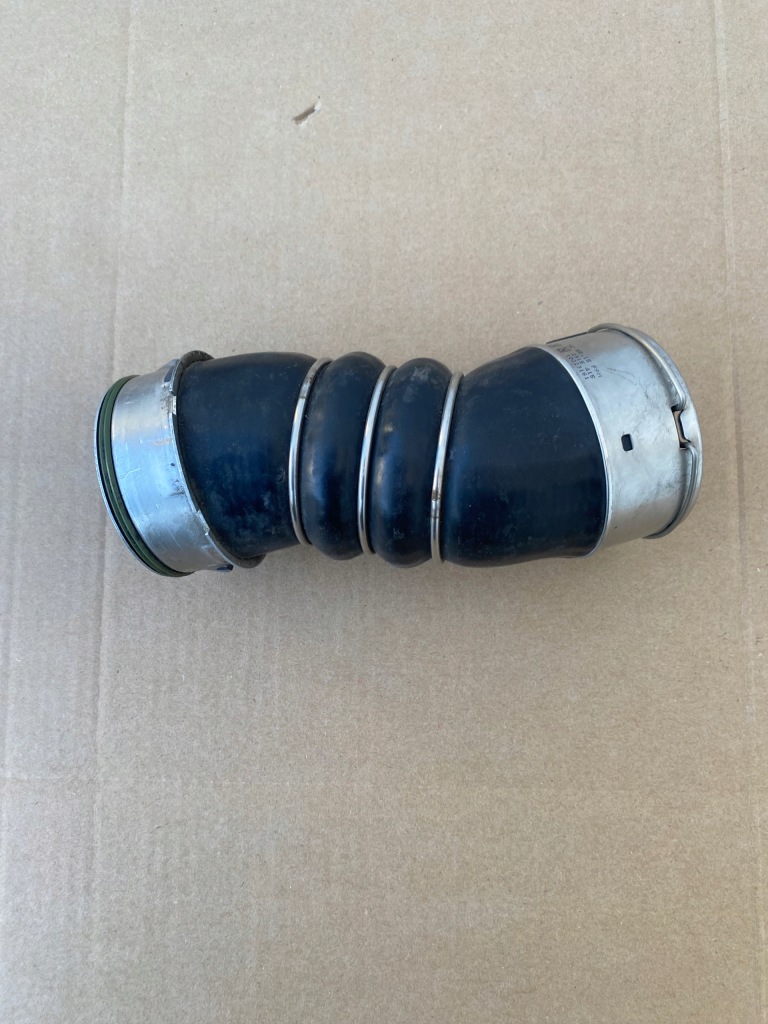 фото №1, Bmw x5 f15 x6 f16 труба шланг wąż інтеркулер 7823236