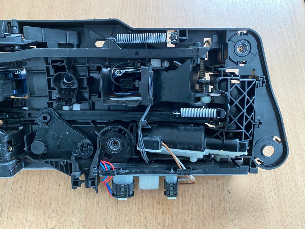 Mercedes eqs ручка двері ліва перед 0997608303 оригінал Зі Шроту