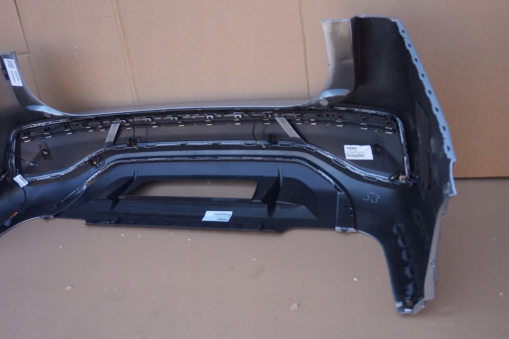 Бампер задня 6xpdc vw tayron 57l 2024 57l807521 57l807568 lak. lm7p Доставка