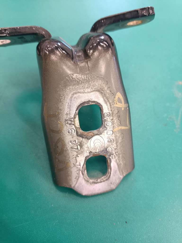 фото №5, Chevrolet volt ii 2 петля дверь левый перед